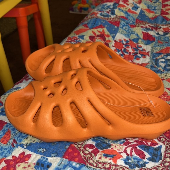 EVA Foam 450 Slide Caged Unbranded Sandals New Rust Burnt Orange - Picture 5 of 17